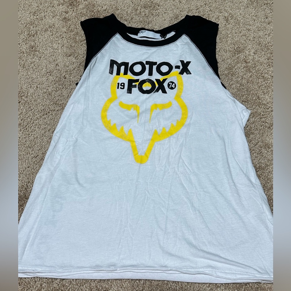Women’s fox “cut off”